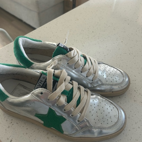 Vintagee Havana sneakers size 9-worn twice - Picture 1 of 4